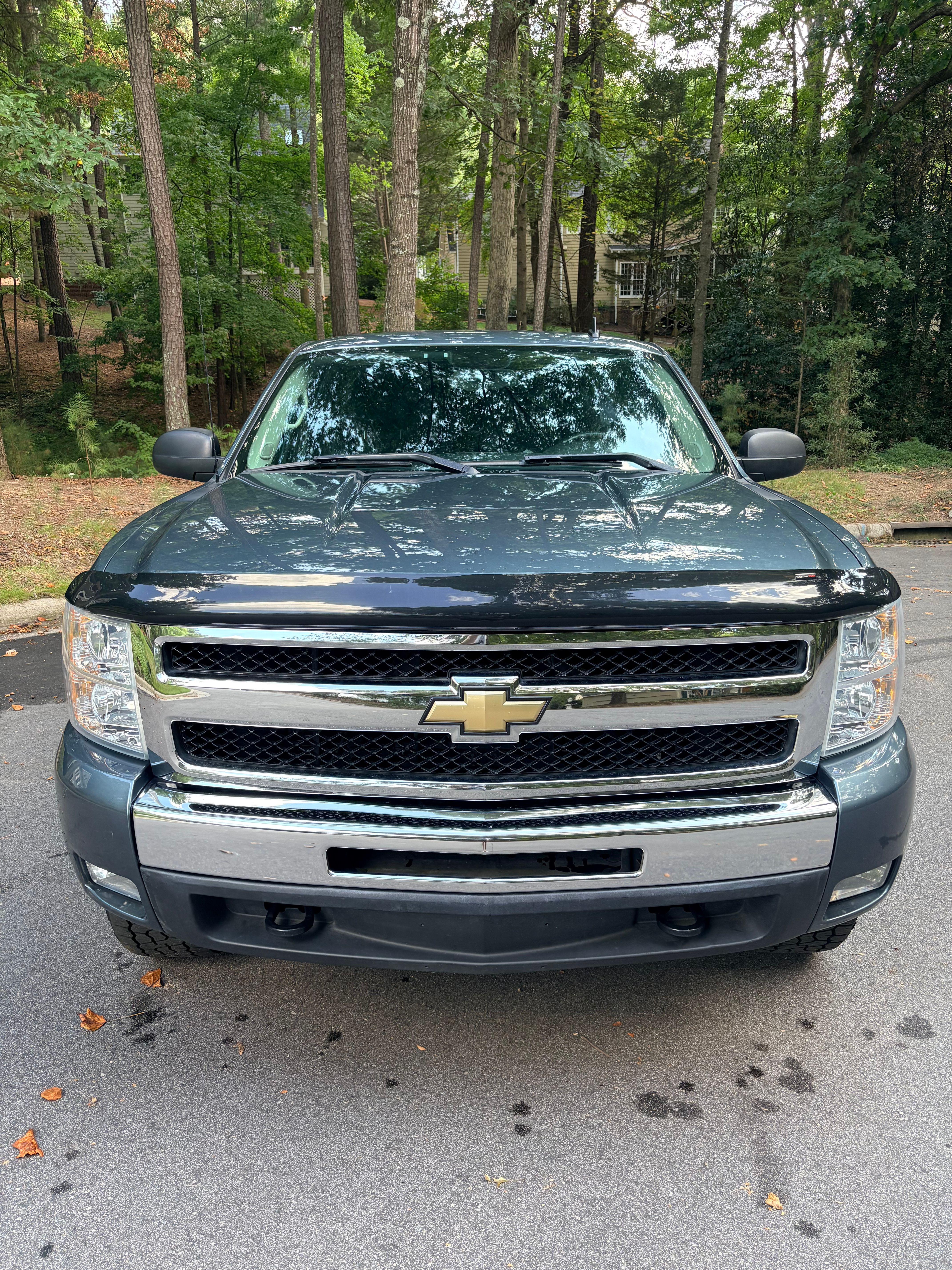 Used 2010 Chevrolet Silverado 1500 LT w/ Power Pack Plus AWD/4WD image 11