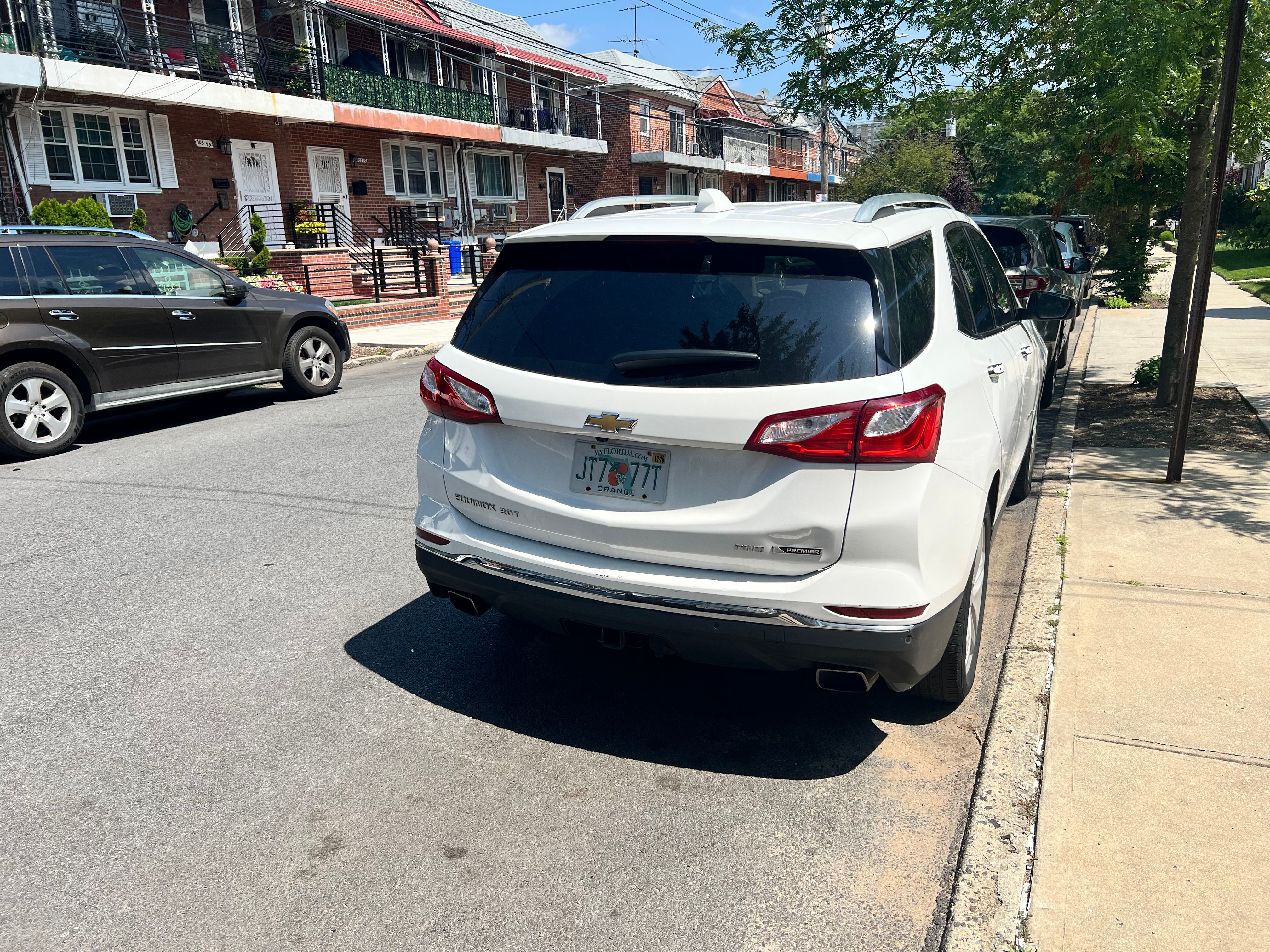 Used 2018 Chevrolet Equinox Premier AWD/4WD image 8