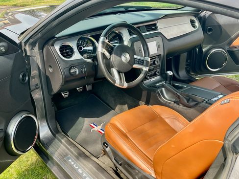 Used 2014 Ford Mustang Premium w/ Comfort Package image 11