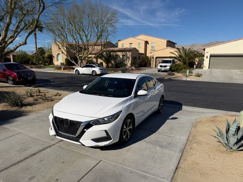 Used 2020 Nissan Sentra SV w/ Electronics Package image 10