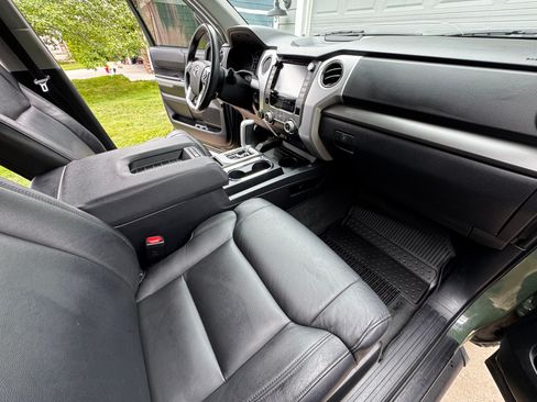 Used 2021 Toyota Tundra SR5 w/ TRD Off-Road Package AWD/4WD image 11