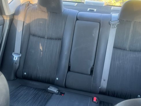 Used 2016 Nissan Sentra SV FWD image 5