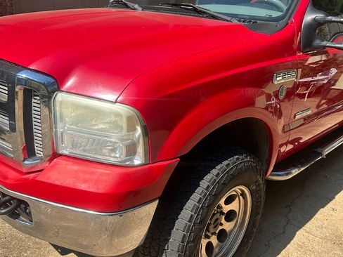 Used 2006 Ford F250 Lariat image 5