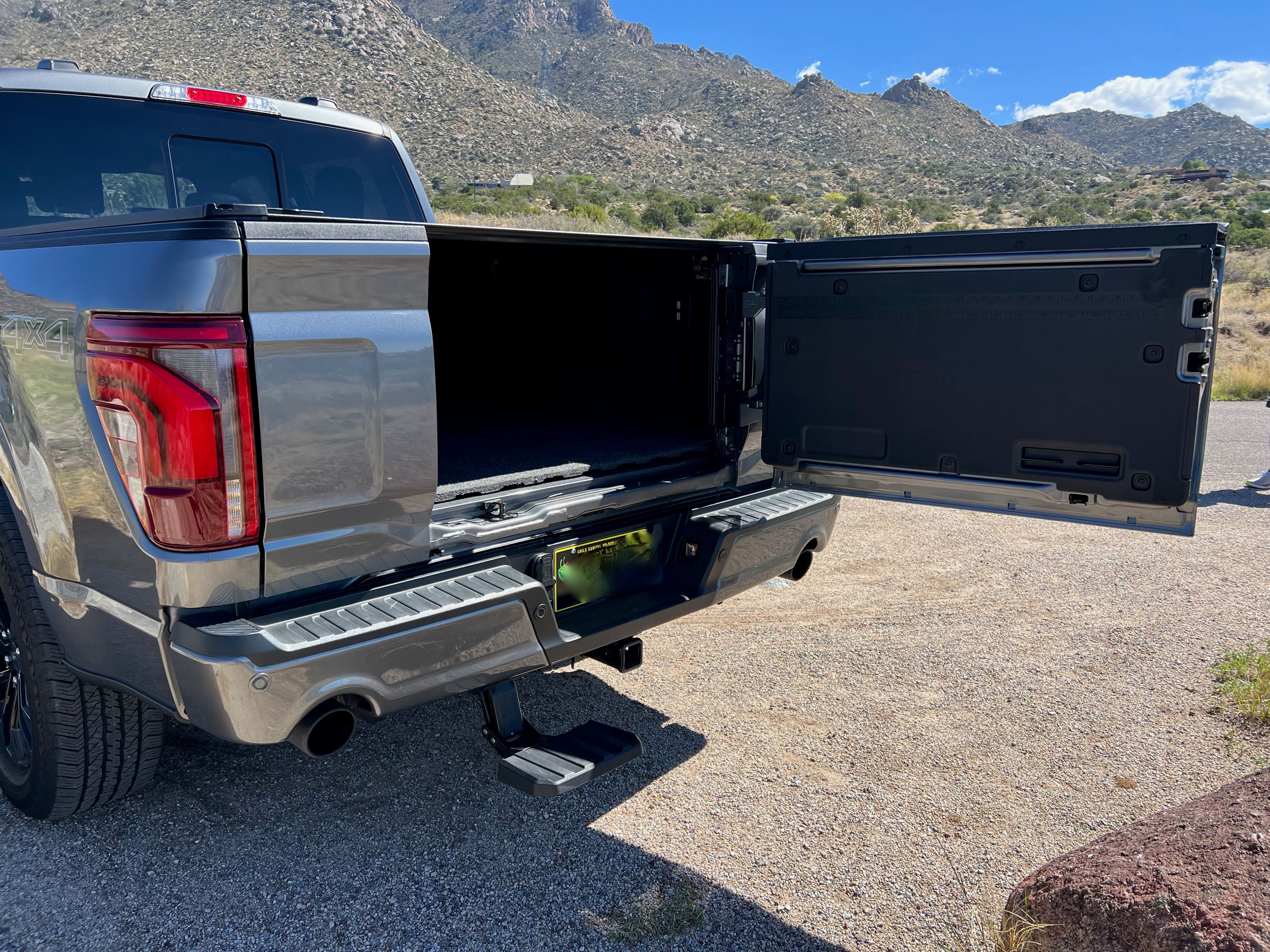 Used 2025 Ford F150 Lariat w/ Equipment Group 502A High AWD/4WD image 8
