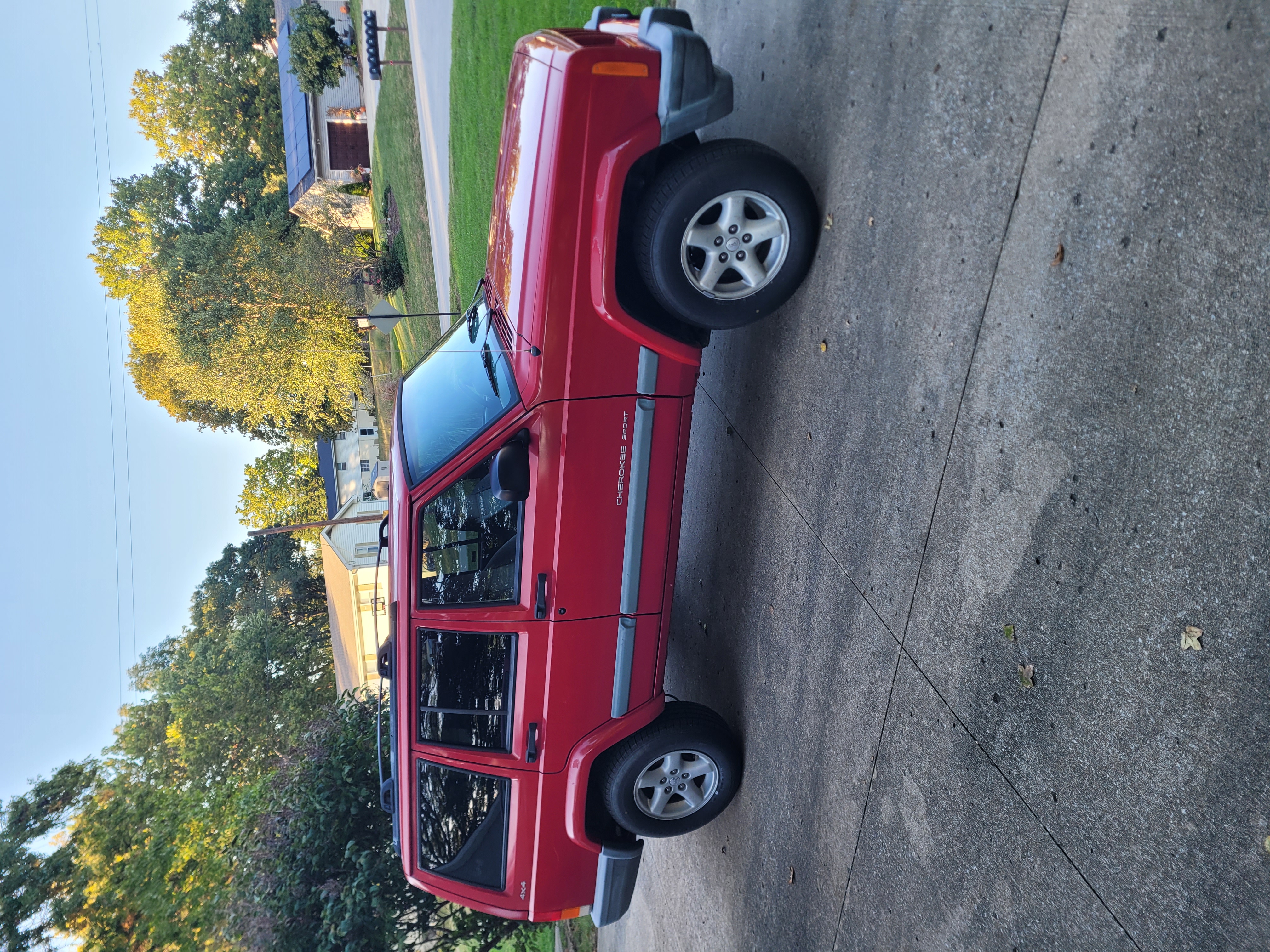 Used 2000 Jeep Cherokee Sport AWD/4WD image 15