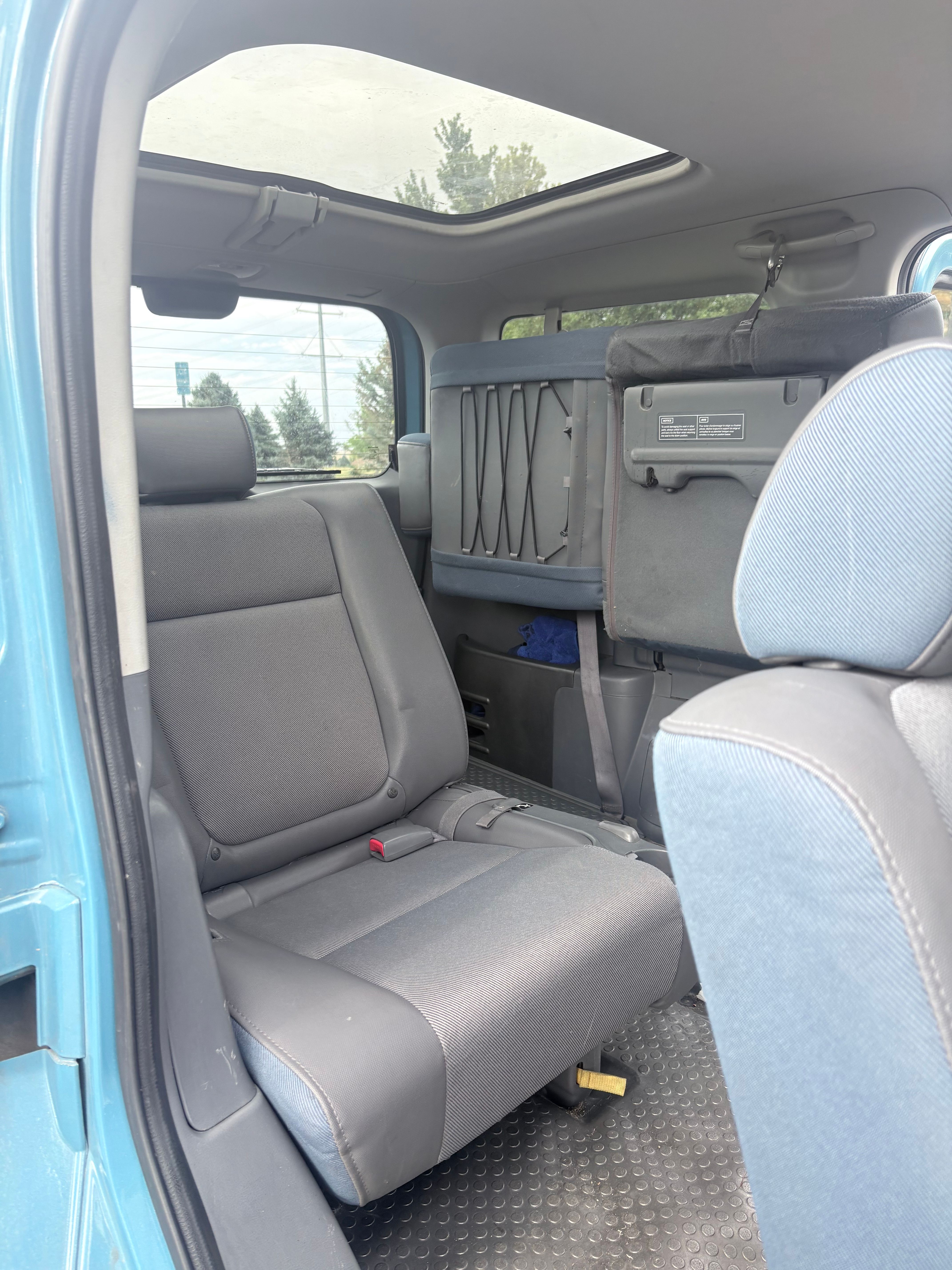 Used 2004 Honda Element EX image 10