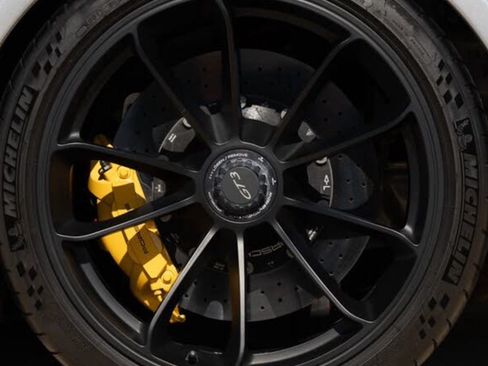 Used 2018 Porsche 911 GT3 image 2