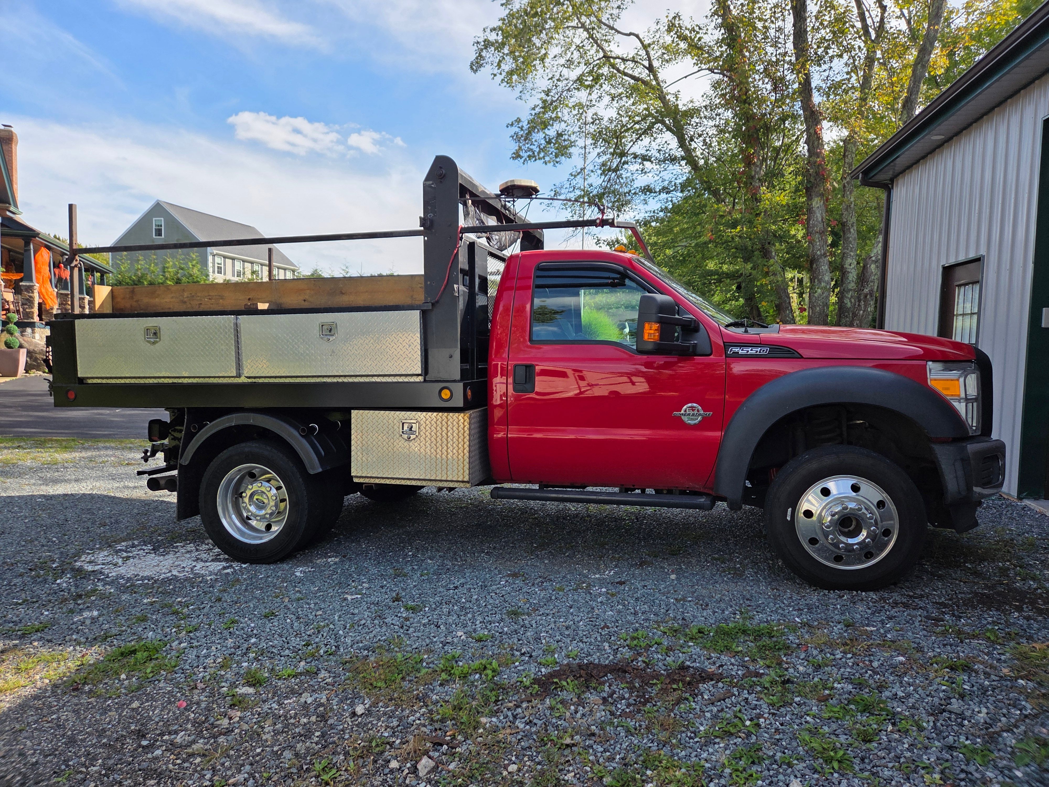 Used 2013 Ford F550 4x4 Regular Cab Super Duty w/ Payload Upgrade Pkg image 1