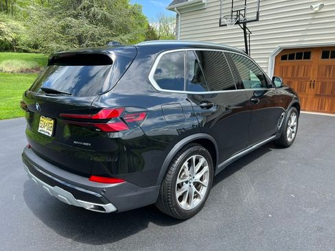 Used 2024 BMW X5 xDrive40i w/ Premium Package AWD/4WD image 5
