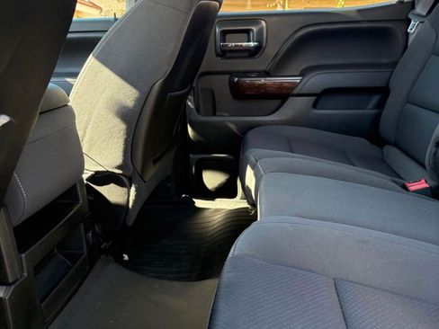 Used 2015 GMC Sierra 1500 SLE image 16