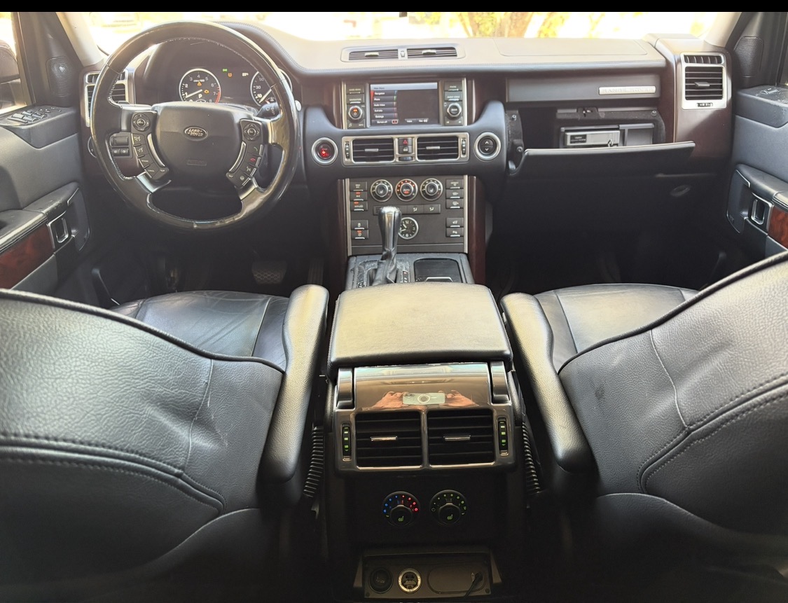 Used 2012 Land Rover Range Rover HSE AWD/4WD image 9
