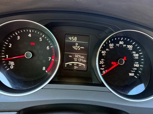 Used 2017 Volkswagen Jetta S image 25