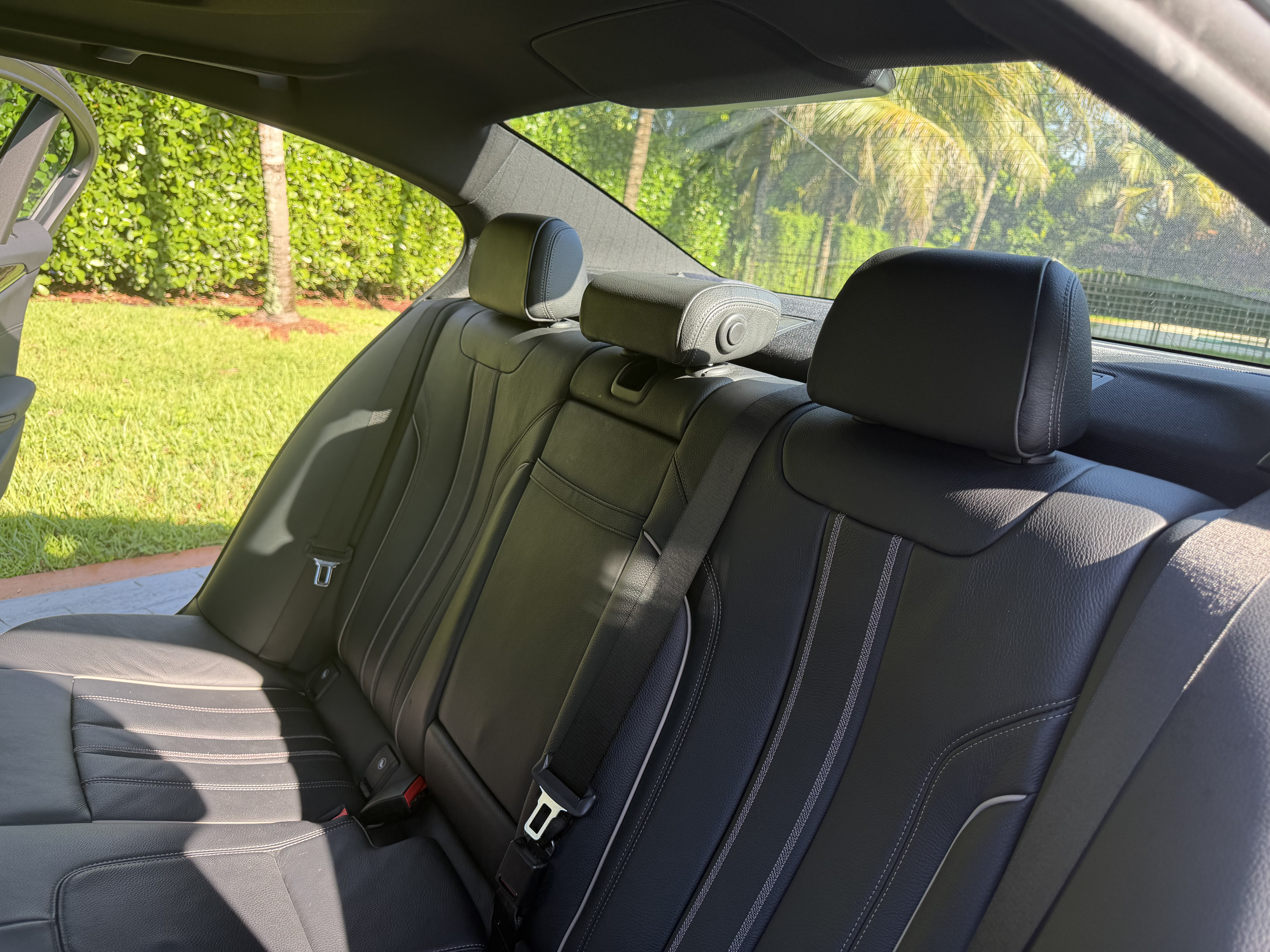Used 2019 BMW 540i w/ Executive Package RWD image 18