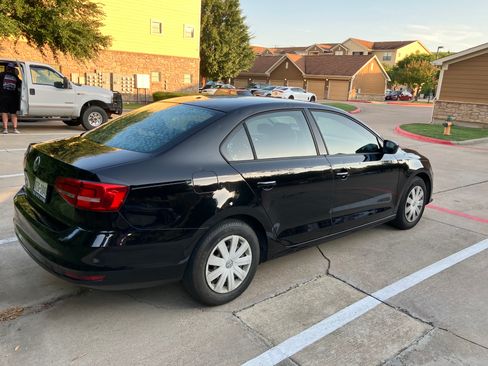 Used 2015 Volkswagen Jetta S image 6