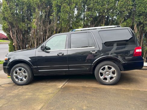 Used 2013 Ford Expedition Limited AWD/4WD image 1