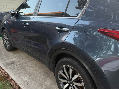 Used 2017 Kia Sportage EX w/ EX Technology Package image 9