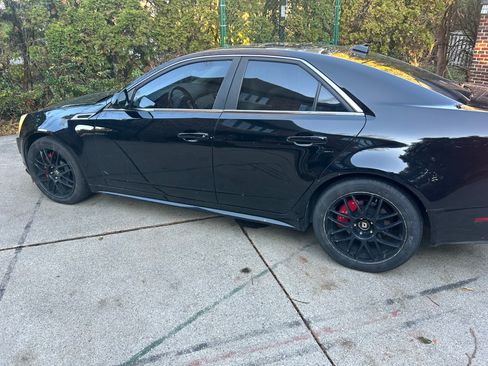 Used 2011 Cadillac CTS Luxury image 5