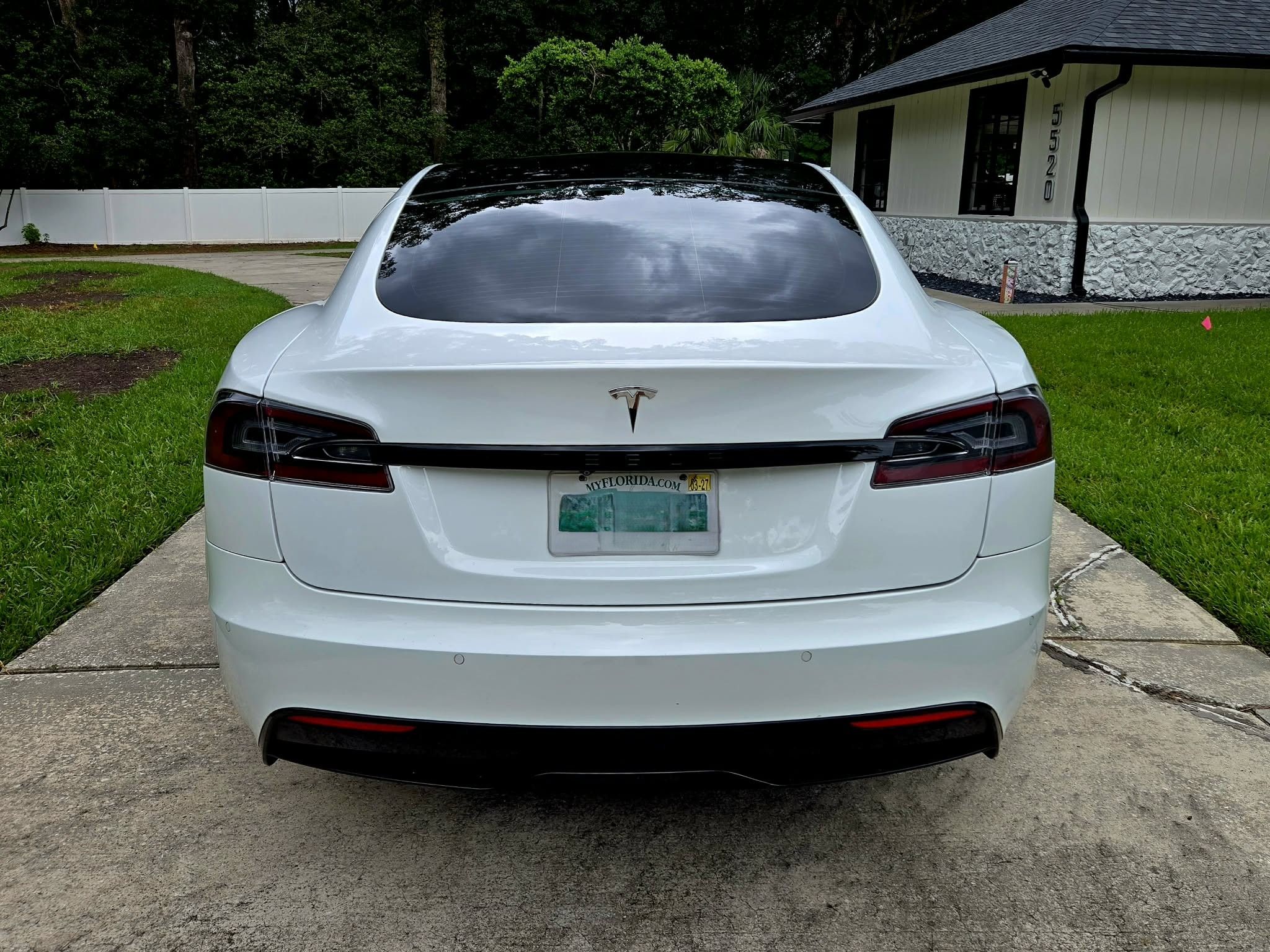 Used 2022 Tesla Model S Standard Range AWD/4WD image 5