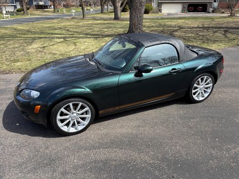 Used 2007 MAZDA MX-5 Miata Touring image 4