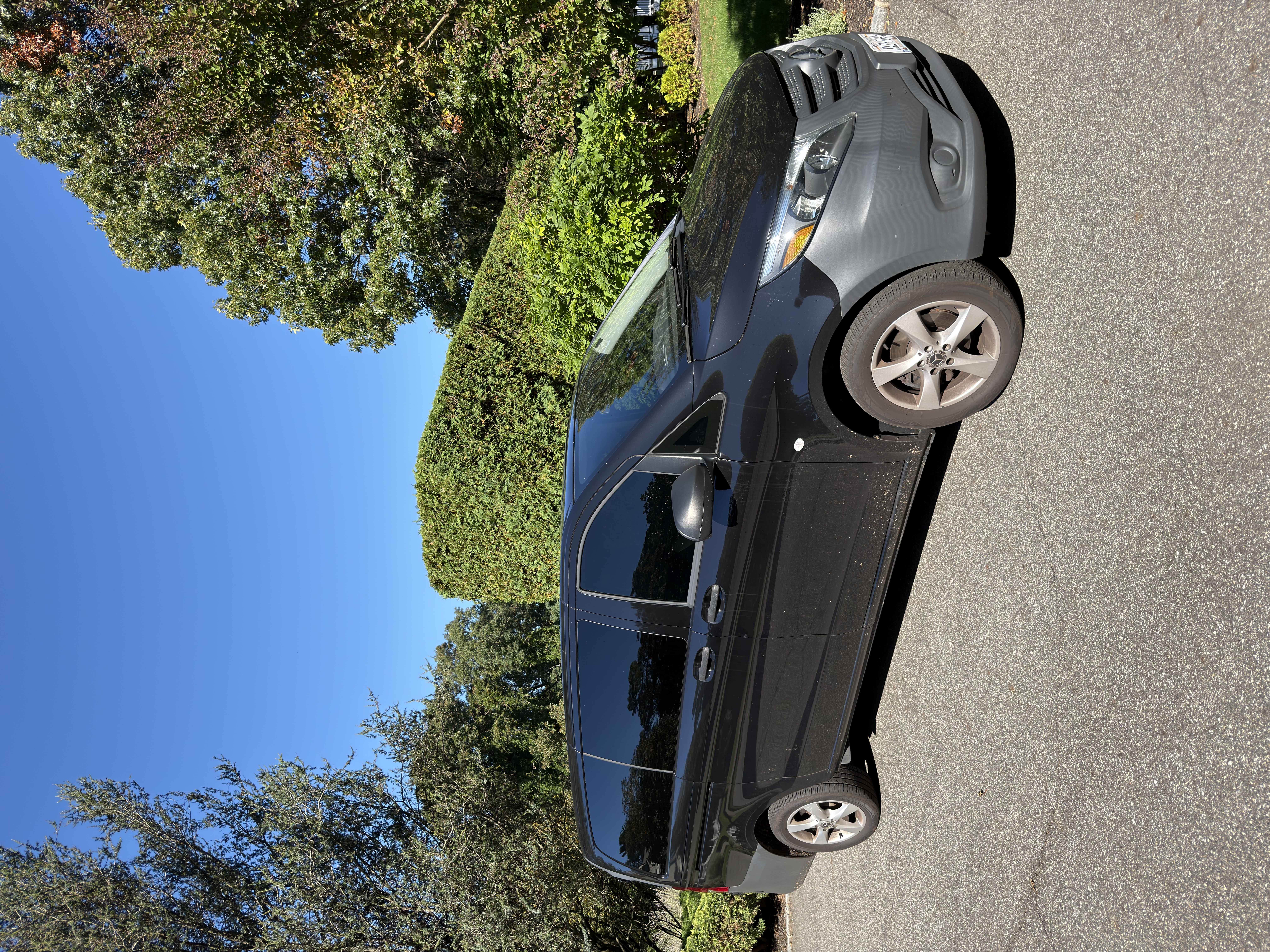Used 2020 Mercedes-Benz Metris Passenger image 2