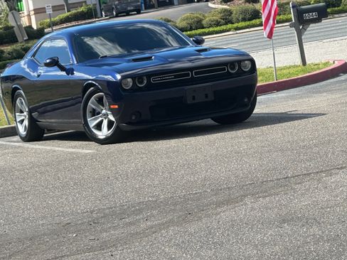 Used 2015 Dodge Challenger SXT Plus w/ Sound Group II image 1