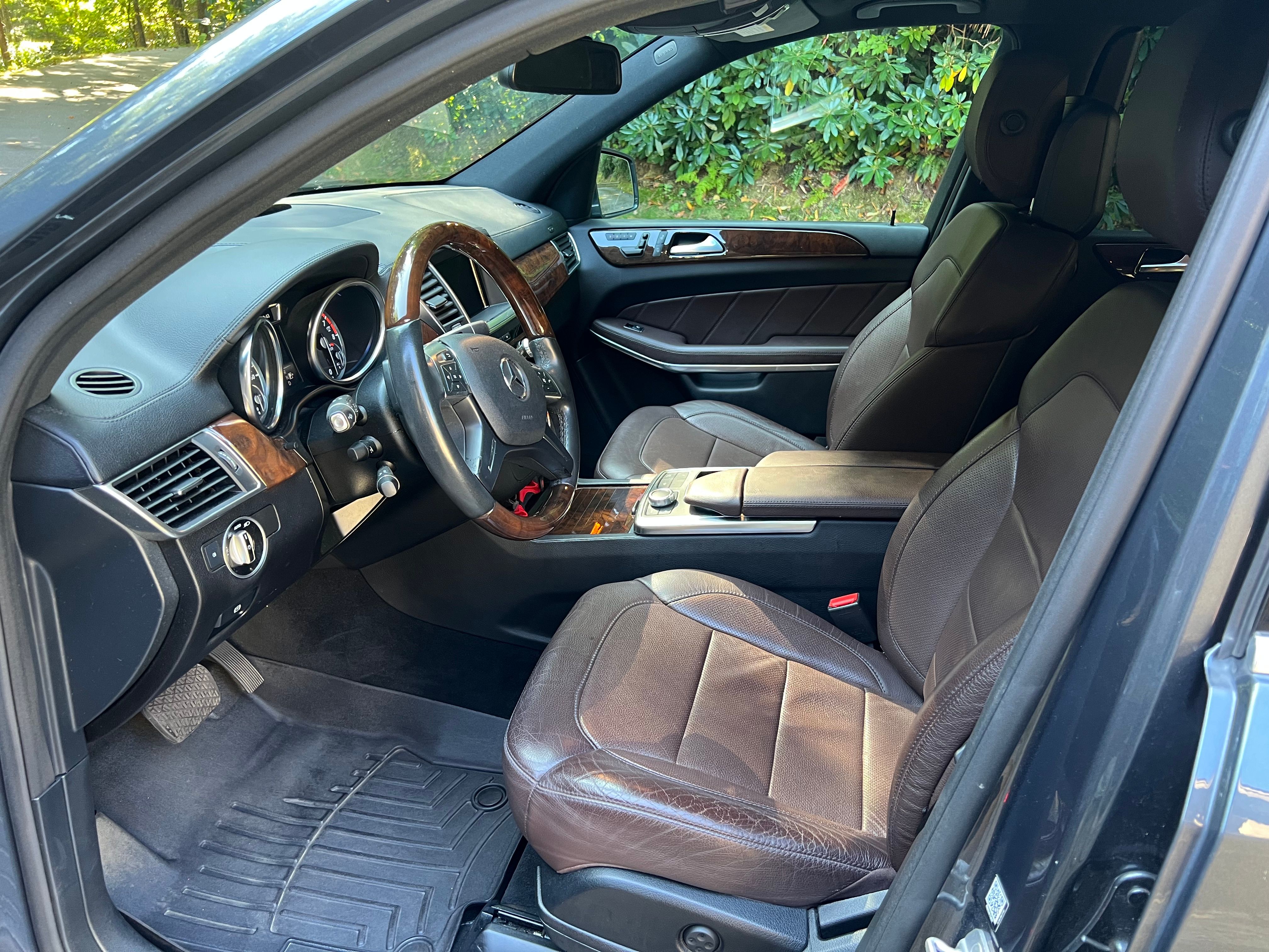 Used 2014 Mercedes-Benz GL 450 4MATIC image 12
