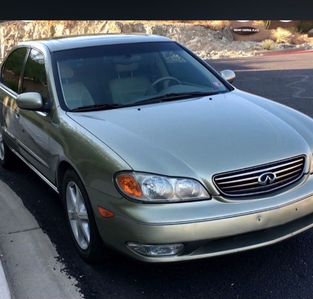 Used 2002 INFINITI I35 FWD image 1