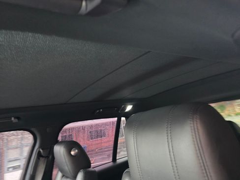 Used 2014 Land Rover Range Rover Supercharged image 9