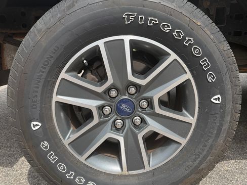 Used 2016 Ford F150 XLT w/ Equipment Group 302A Luxury AWD/4WD image 24