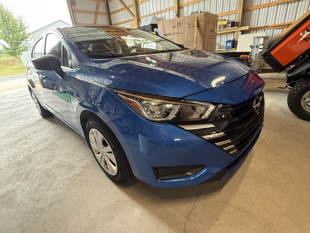 Used 2024 Nissan Versa S FWD image 1