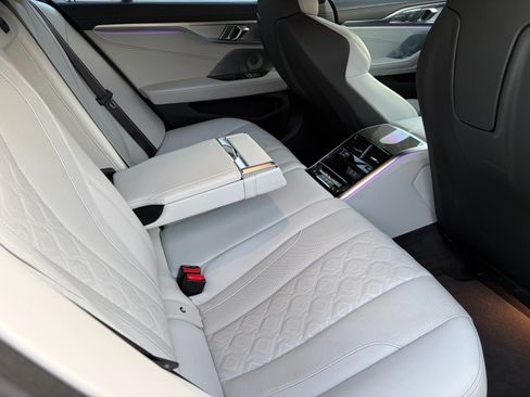 Used 2022 BMW M8 Gran Coupe xDrive Competition w/ M Carbon Exterior Package AWD/4WD image 21