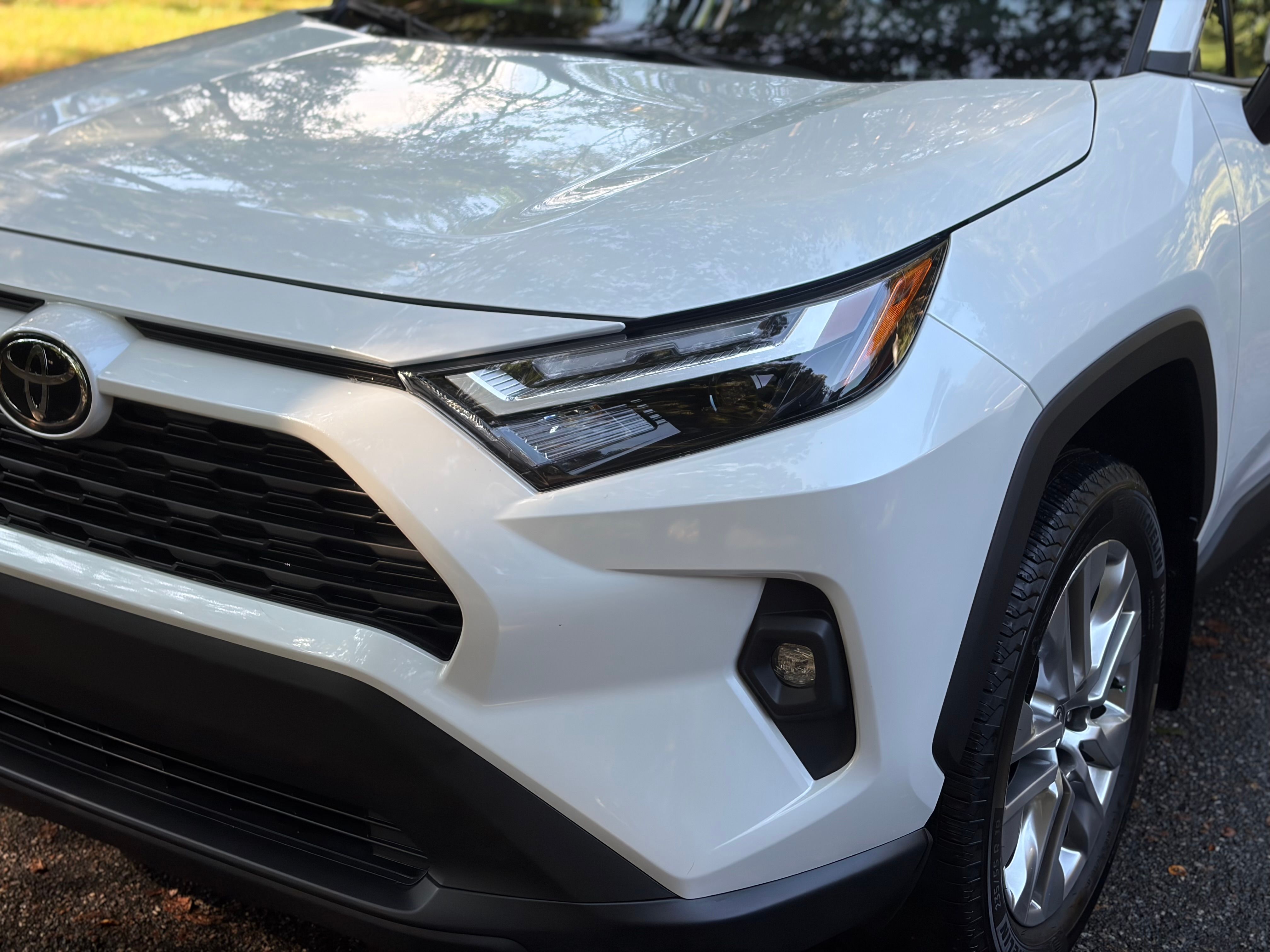 Used 2025 Toyota RAV4 XLE Premium w/ Weather Package FWD image 6