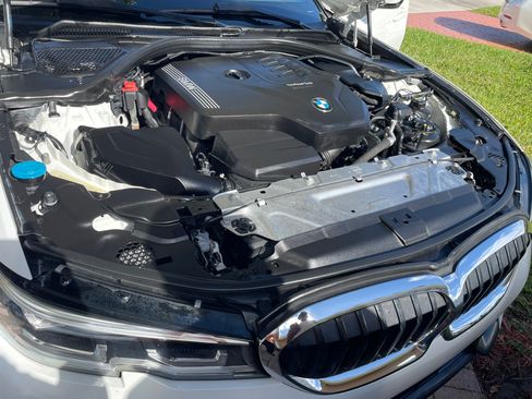 Used 2019 BMW 330i Sedan w/ Convenience Package image 12