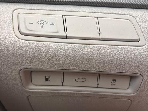 Used 2016 Hyundai Sonata Sport w/ Option Group 1V FWD image 19