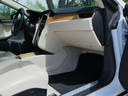 Used 2018 Tesla Model S 75D AWD/4WD image 20