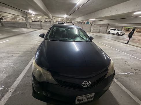 Used 2012 Toyota Camry LE image 15