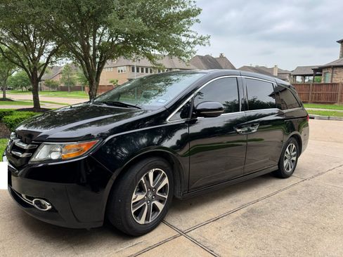 Used 2015 Honda Odyssey Touring Elite image 13