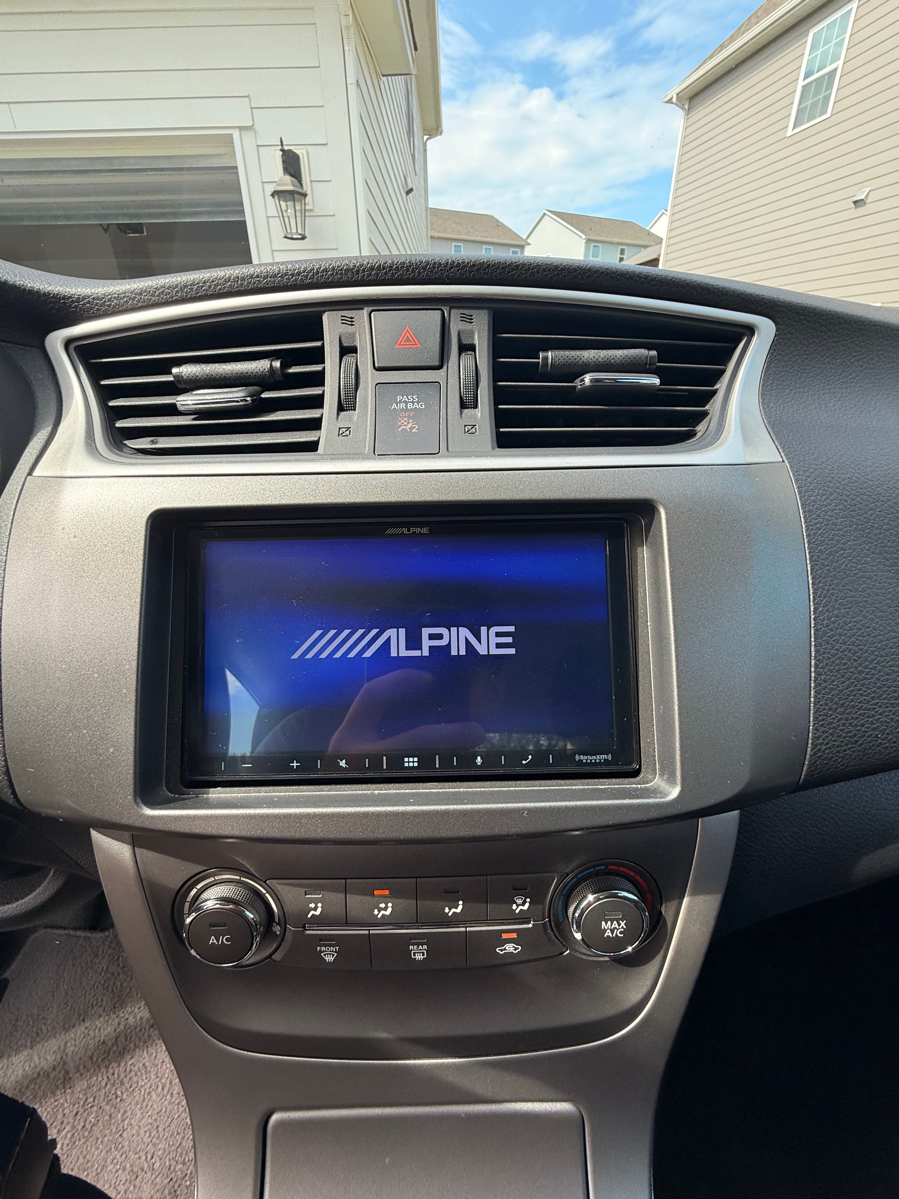 Used 2013 Nissan Sentra SV FWD image 8