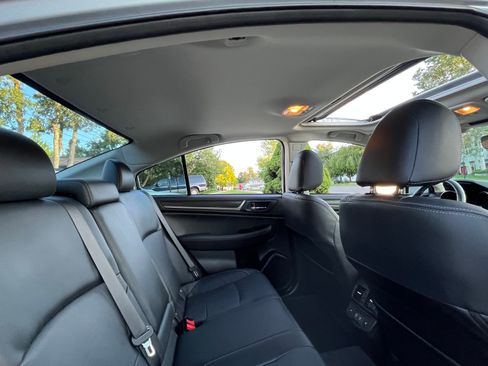 Used 2019 Subaru Legacy 3.6R Limited AWD/4WD image 18