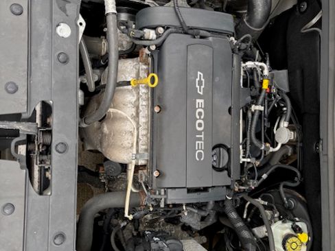 Used 2012 Chevrolet Cruze LS image 10