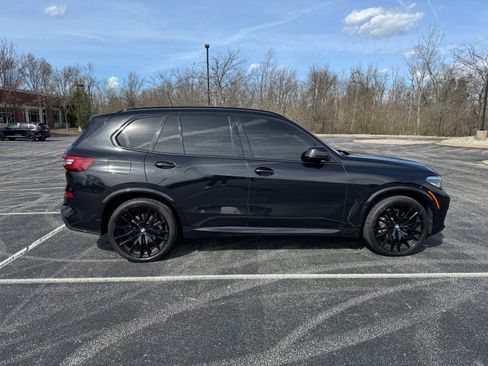 Used 2023 BMW X5 xDrive40i w/ M Sport Package AWD/4WD image 1