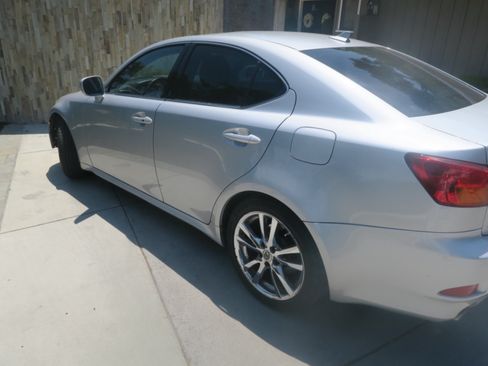 Used 2007 Lexus IS 250 image 2