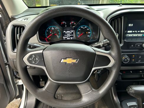 Used 2017 Chevrolet Colorado W/T w/ WT Convenience Package image 8