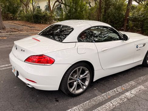 Used 2016 BMW Z4 sDrive35i image 8