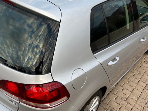 Used 2014 Volkswagen Golf TDI image 17