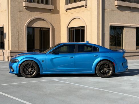 Used 2023 Dodge Charger SRT Hellcat image 2