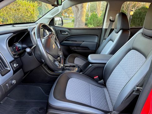 Used 2016 Chevrolet Colorado Z71 image 11