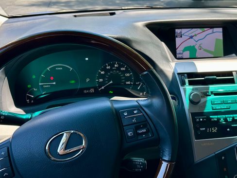 Used 2012 Lexus RX 450h AWD w/ Luxury Pkg image 13
