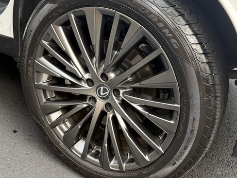 Used 2023 Lexus RX 350 FWD w/ Cold Area Package image 10