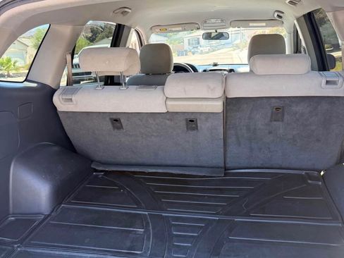 Used 2009 Hyundai Santa Fe GLS w/ Popular Equipment Pkg 2 FWD image 7
